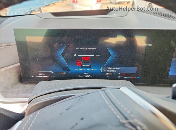 5UX23EU0XR9S15447 2024 BMW X5 Blue Vista del cuadro de instrumentos