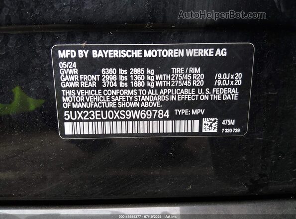 5UX23EU0XS9W69784 2025 BMW X5 Black Vista del compartimento del motor