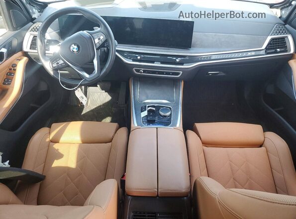 5UX23EU0XS9Z29410 2025 BMW X5 Silver Вид панелі приладів