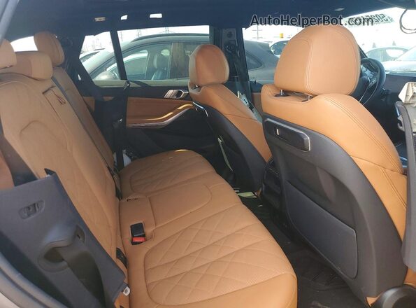 5UX23EU0XS9Z29410 2025 BMW X5 Silver Вид задніх сидінь