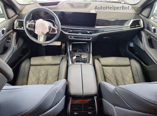 5UX23EU0XT9058932 2026 BMW X5 Серый Вид панели приборов