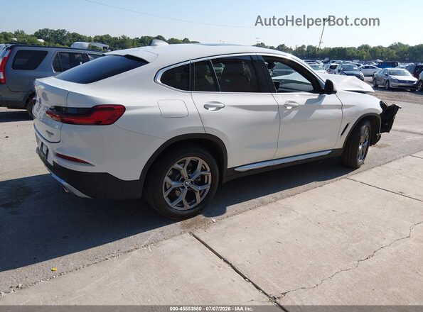5UX2V1C03LLE67221 2020 BMW X4 White Rear right