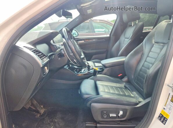 5UX2V1C09L9B67132 2020 BMW X4 White Вид салону спереду