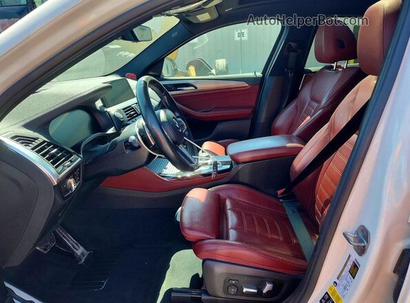 5UX2V5C05L9B67555 2020 BMW X4 White Front interior view