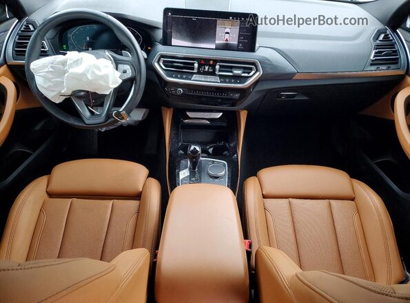 5UX33DT02N9J82003 2022 BMW X4 Белый Вид панели приборов