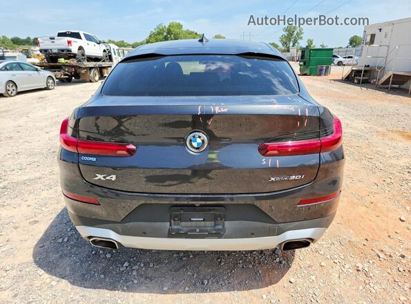 5UX33DT02N9L91340 2022 BMW X4 Gray Rear view