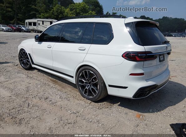 5UX33EM04P9P47469 2023 BMW X7 White Trasero izquierdo