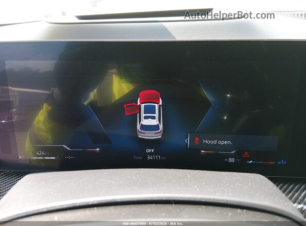 5UX33EM04P9P47469 2023 BMW X7 White Vista de los asientos traseros