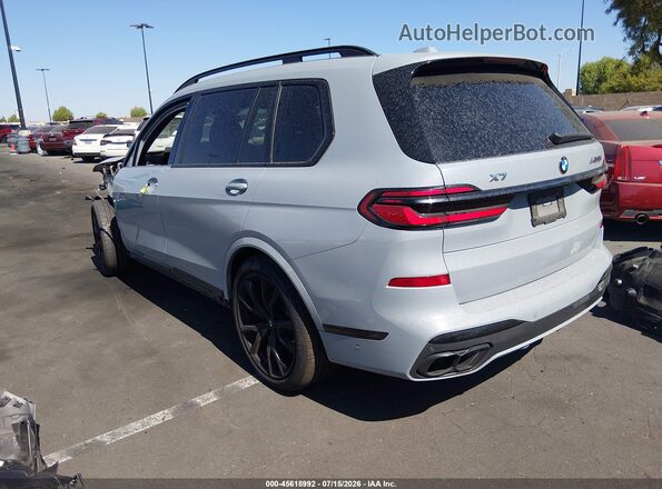 5UX33EM05R9S86530 2024 BMW X7 Gray Tył lewy
