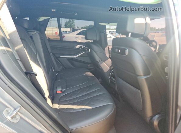 5UX33EU05T9106387 2026 BMW X5 Серый Вид задних сидений