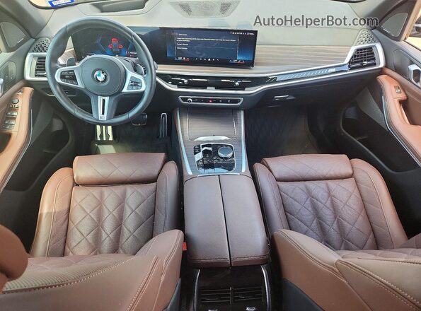 5UX33EU0XR9T57740 2024 BMW X5 Green Առջևի վահանակի տեսք