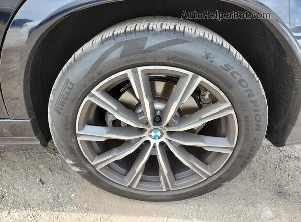 5UX33EX05S9X22911 2025 BMW X6 Black 