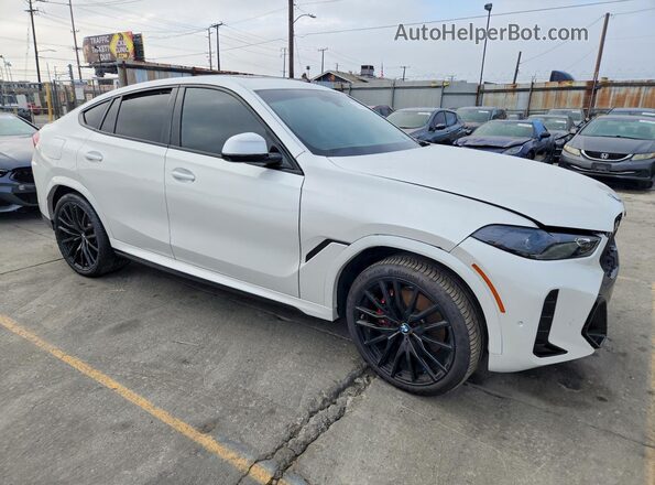 5UX33EX06R9U92371 2024 BMW X6 White Front right