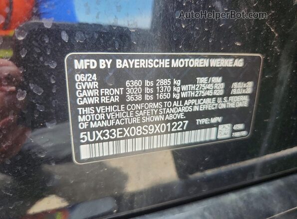 5UX33EX08S9X01227 2025 BMW X6 Black Vista de la etiqueta del VIN