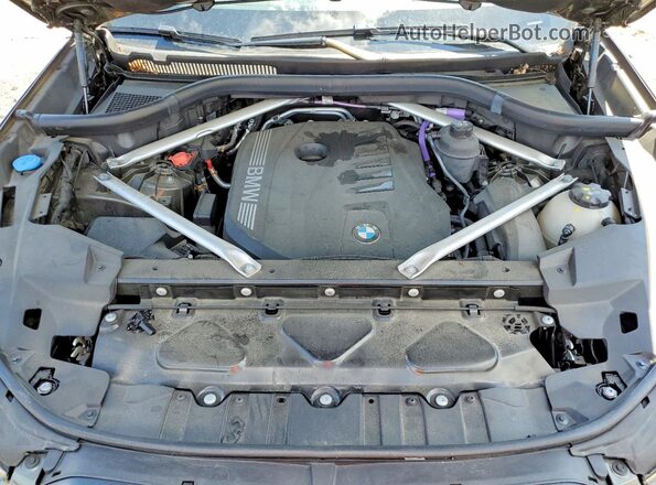 5UX33EX09R9U98035 2024 BMW X6 Green Widok komory silnika