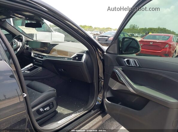 5UX33EX09S9W32242 2025 BMW X6 Black Вид салону спереду