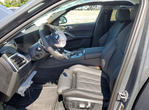 5UX33EX0XT9420404 2026 BMW X6 Gray Vista interior delantera