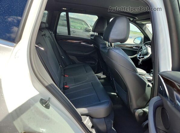 5UX43DP00N9K79800 2022 BMW X3 Белый Вид задней части салона