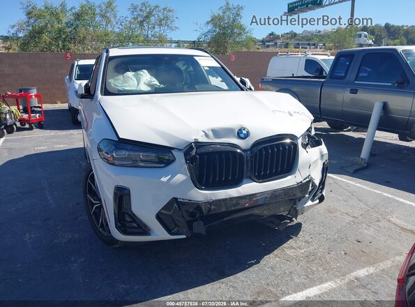 5UX43DP00P9P52498 2023 BMW X3 White Առջևի վահանակի տեսք