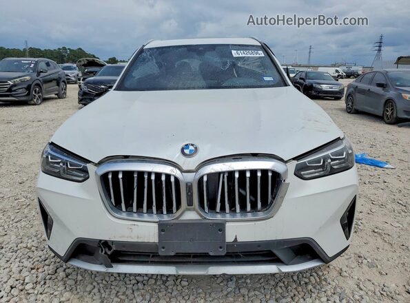 5UX43DP00R9V22558 2024 BMW X3 White Դիմացի տեսք