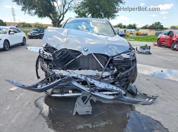 5UX43DP01R9U62953 2024 BMW X3 Серый Вид спереди