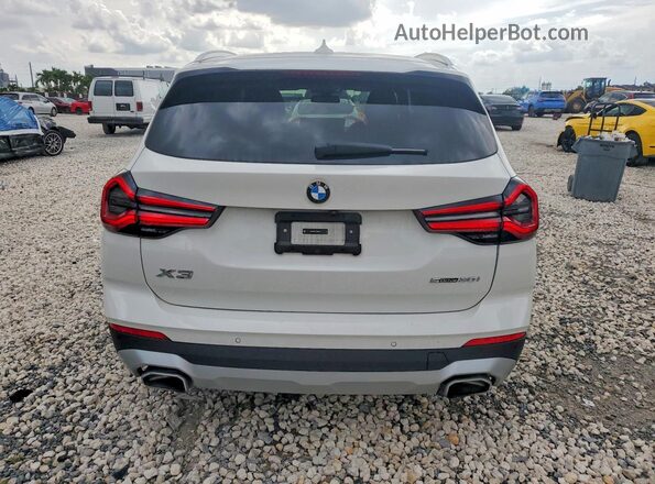 5UX43DP01R9W87597 2024 BMW X3 Белый Вид сзади