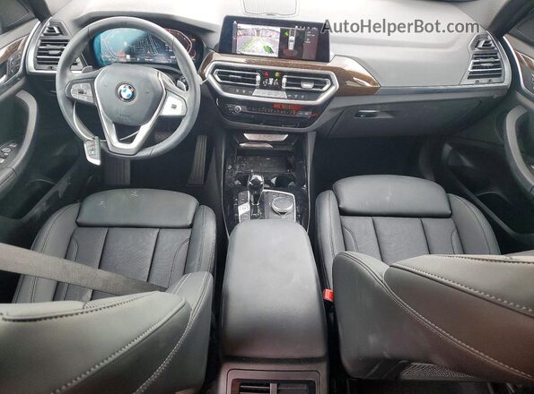 5UX43DP01R9W87597 2024 BMW X3 Белый Вид панели приборов