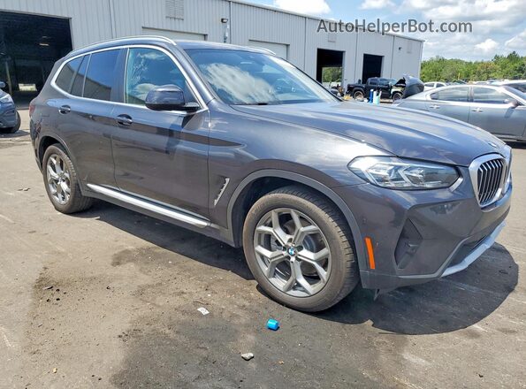 5UX43DP02N9M96443 2022 BMW X3 Gray Przód prawy