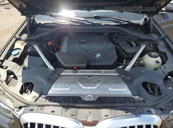 5UX43DP02N9M96443 2022 BMW X3 Gray Widok komory silnika