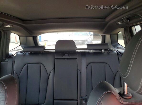 5UX43DP02N9M96443 2022 BMW X3 Gray Widok tylnych siedzeń