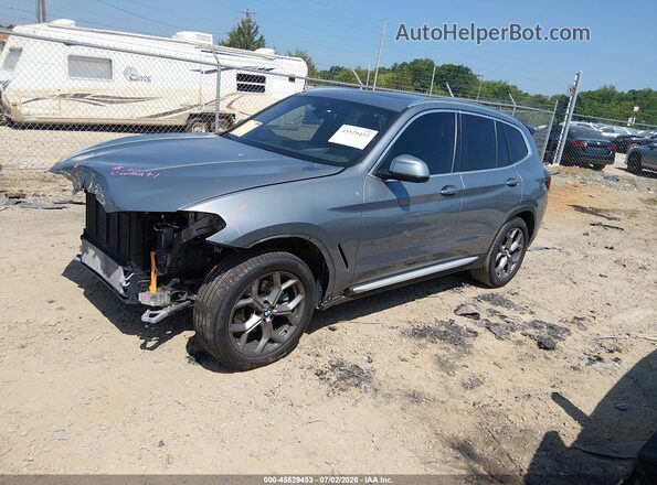 5UX43DP02R9V05857 2024 BMW X3 Gray Передня ліва чверть