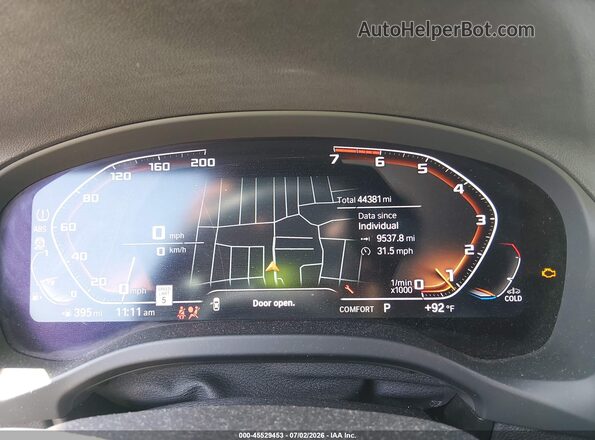 5UX43DP02R9V05857 2024 BMW X3 Gray Вид задніх сидінь