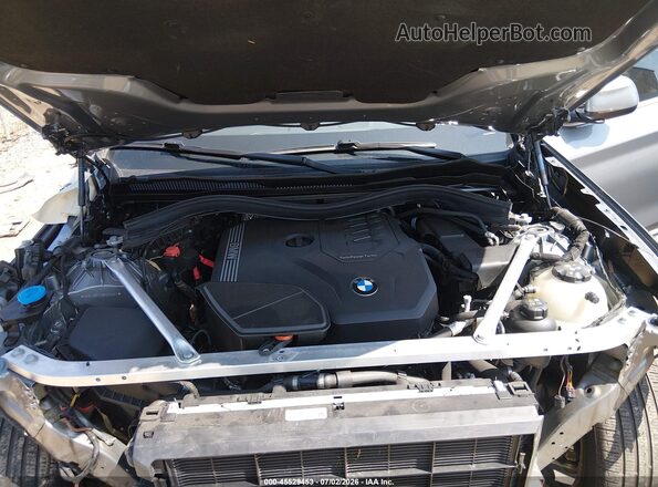5UX43DP02R9V05857 2024 BMW X3 Gray Вид ззаду