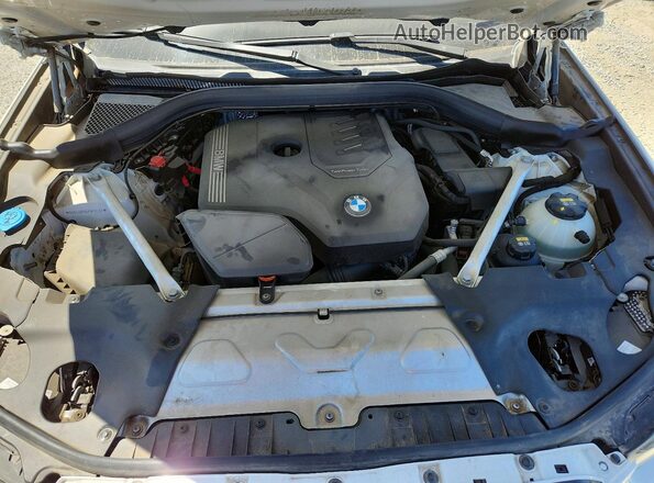 5UX43DP05P9P13132 2023 BMW X3 White Widok komory silnika