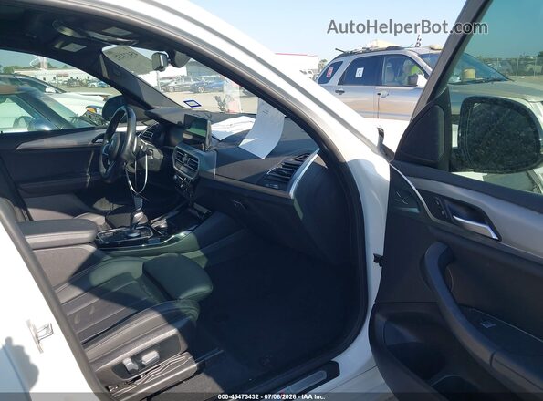 5UX43DP06N9K87934 2022 BMW X3 White Սալոնի դիմացի տեսք