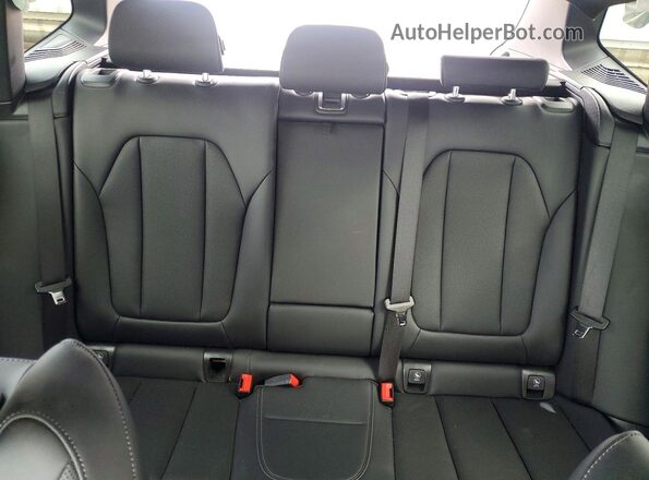 5UX43DP07P9R62838 2023 BMW X3 White Вид задніх сидінь