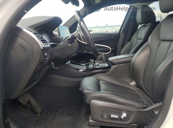 5UX43DP07P9R62838 2023 BMW X3 White Вид салону спереду