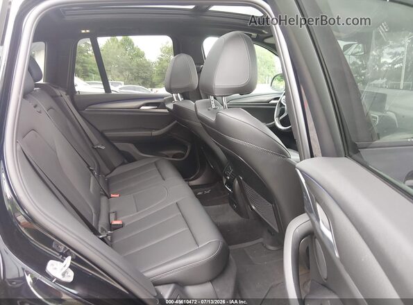 5UX43DP08R9W87225 2024 BMW X3 Blue Vista de la etiqueta del VIN