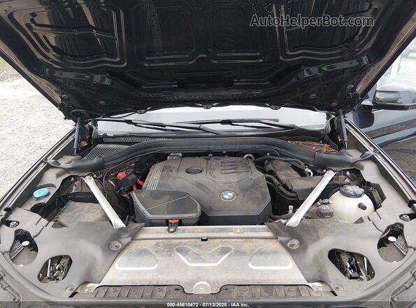 5UX43DP08R9W87225 2024 BMW X3 Blue Vista trasera