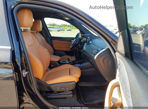 5UX43DP09R9U82531 2024 BMW X3 Black Սալոնի դիմացի տեսք