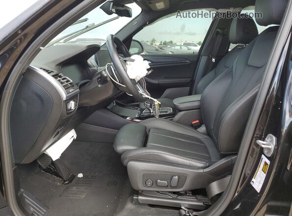 5UX43DP09R9W13246 2024 BMW X3 Black Սալոնի դիմացի տեսք