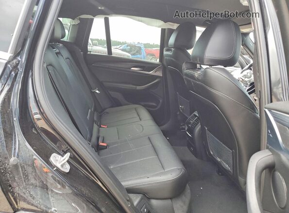 5UX43DP09R9W13246 2024 BMW X3 Black Սալոնի հետևի տեսք