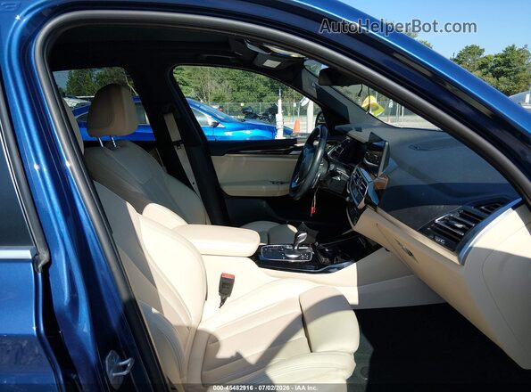 5UX43DP0XN9N06037 2022 BMW X3 Синий Вид салона спереди