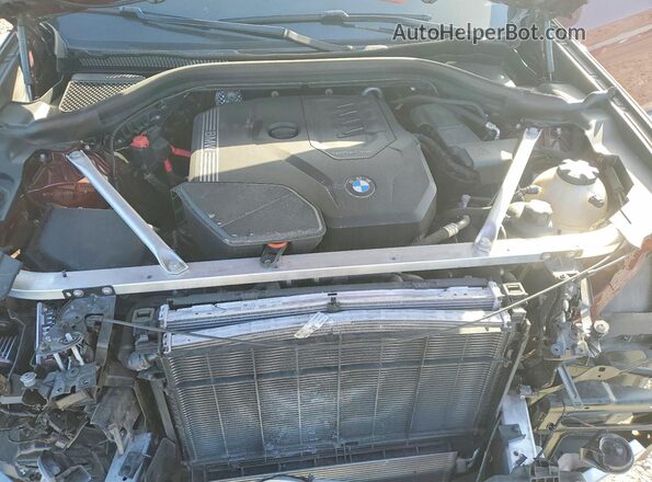 5UX43DP0XN9N15272 2022 BMW X3 Красный Вид задней части салона