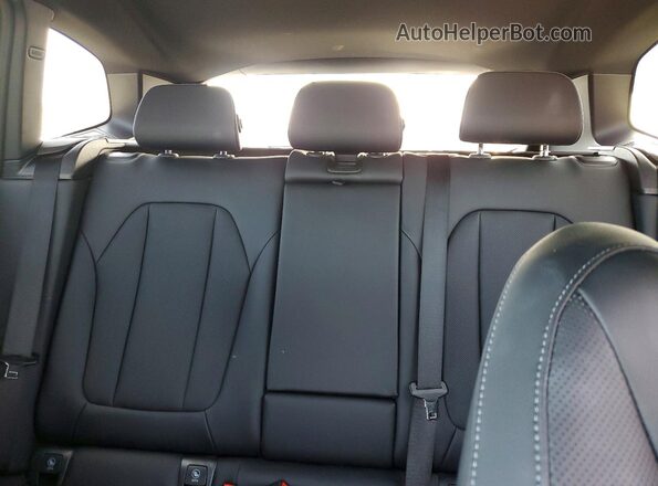 5UX43DP0XR9V86252 2024 BMW X3 Gray უკანა სავარძლების ხედი