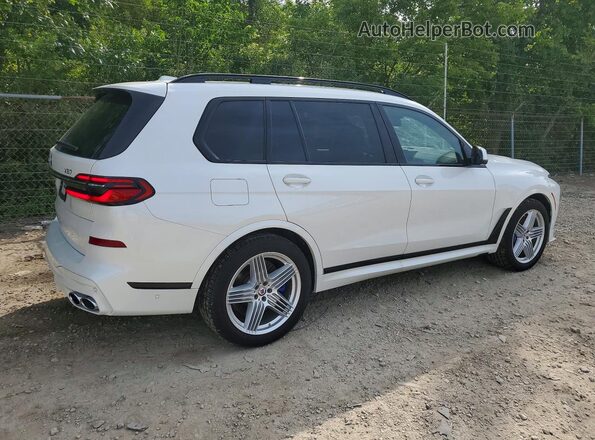 5UX43EM08S9W69548 2025 BMW X7 White Задня права чверть