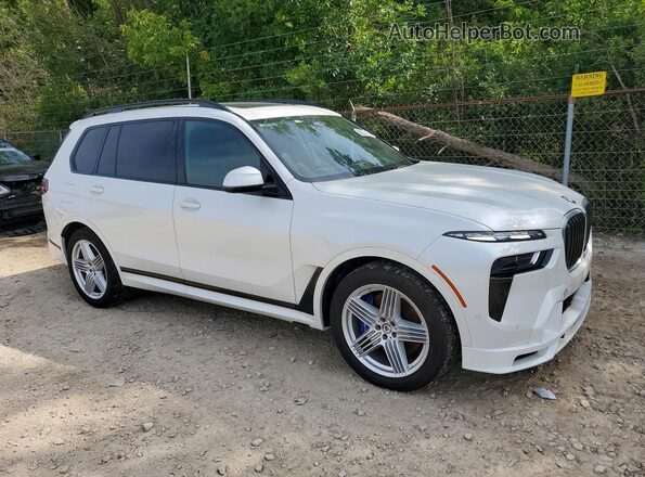 5UX43EM08S9W69548 2025 BMW X7 White Передня права чверть
