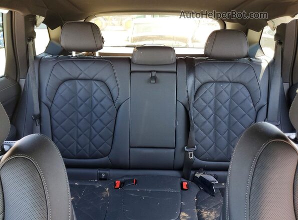 5UX43EU00R9U05394 2024 BMW X5 Gray Rear seats view