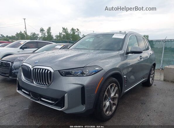 5UX43EU07R9T87606 2024 BMW X5 Gray წინა მარცხენა ხედი სამი მეოთხედიდან