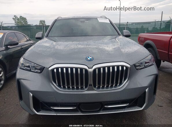 5UX43EU07R9T87606 2024 BMW X5 Gray ხელსაწყოთა პანელის ხედი
